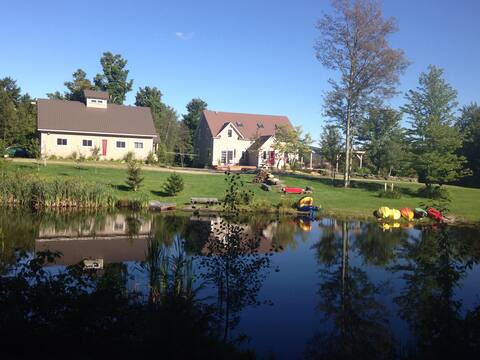 Beautiful Post&Beam on Big Pond