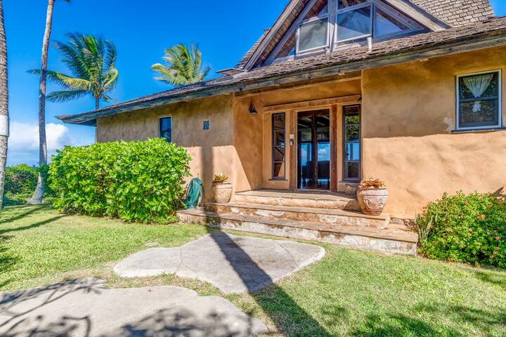 Huge views, one minute to beach gallery image 4