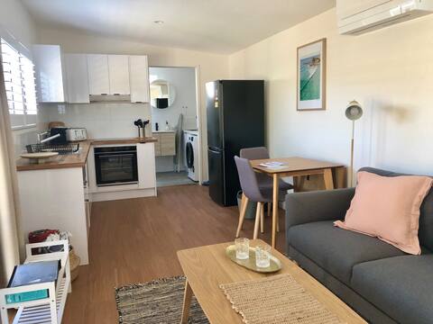 Popular Airbnb listing: Jane's Studio - self- contained space in Byron Bay in Byron Bay