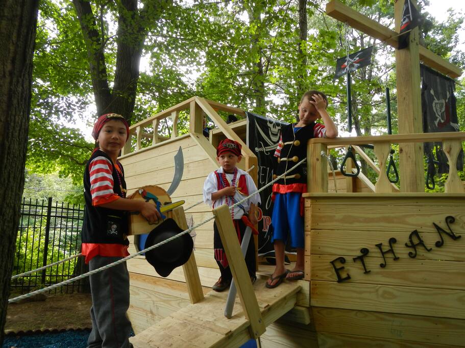 Pirate ship