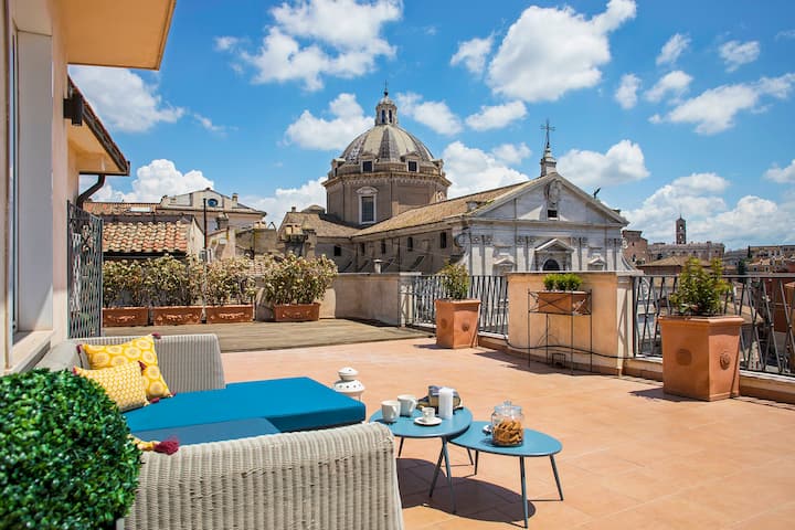 iFlat | Attico a Roma Campidoglio - Appartamenti in affitto a Roma, Lazio,  Italia - Airbnb