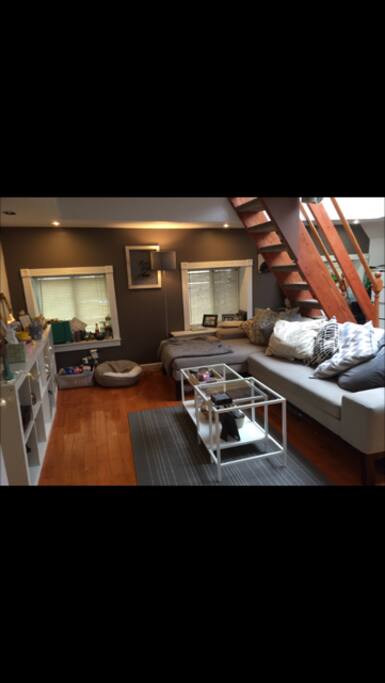 West elm couch suitable for 2-3 people to sleep