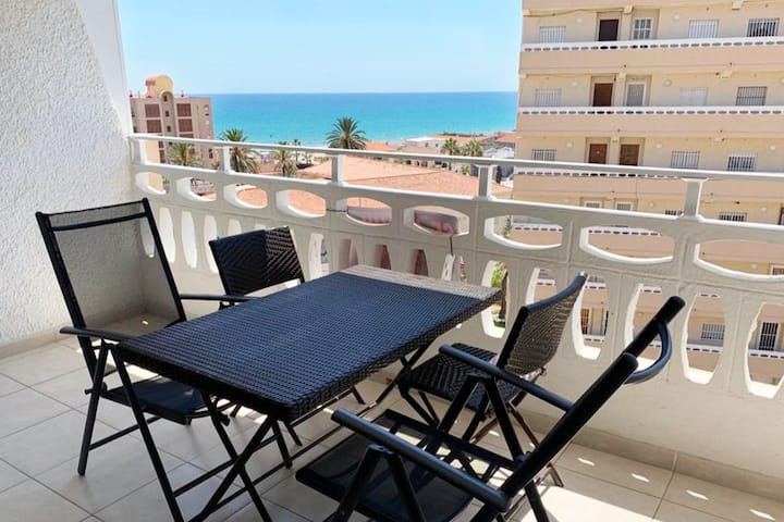 Very cool apartment with ocean views - La Mata