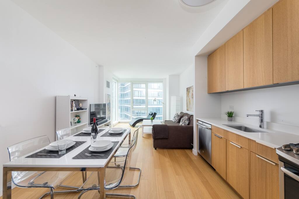 Wonderful one bedroom apartment in the best location!