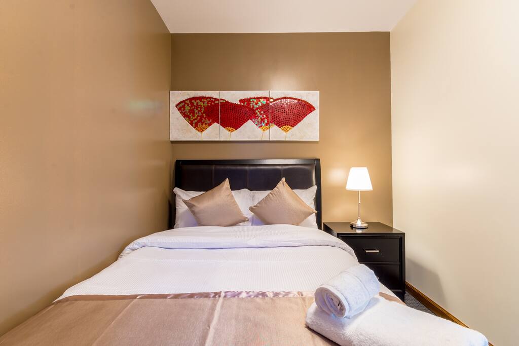Full sized bed