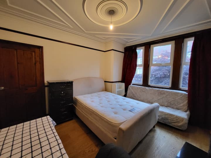 West Harrow airbnb