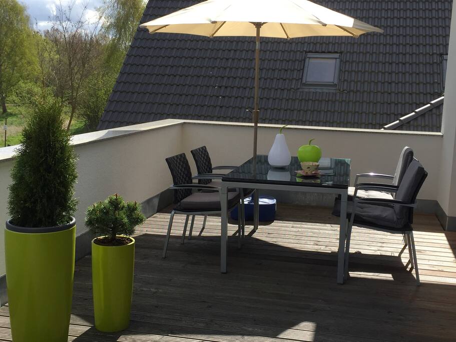 Eßbereich auf der Terrasse