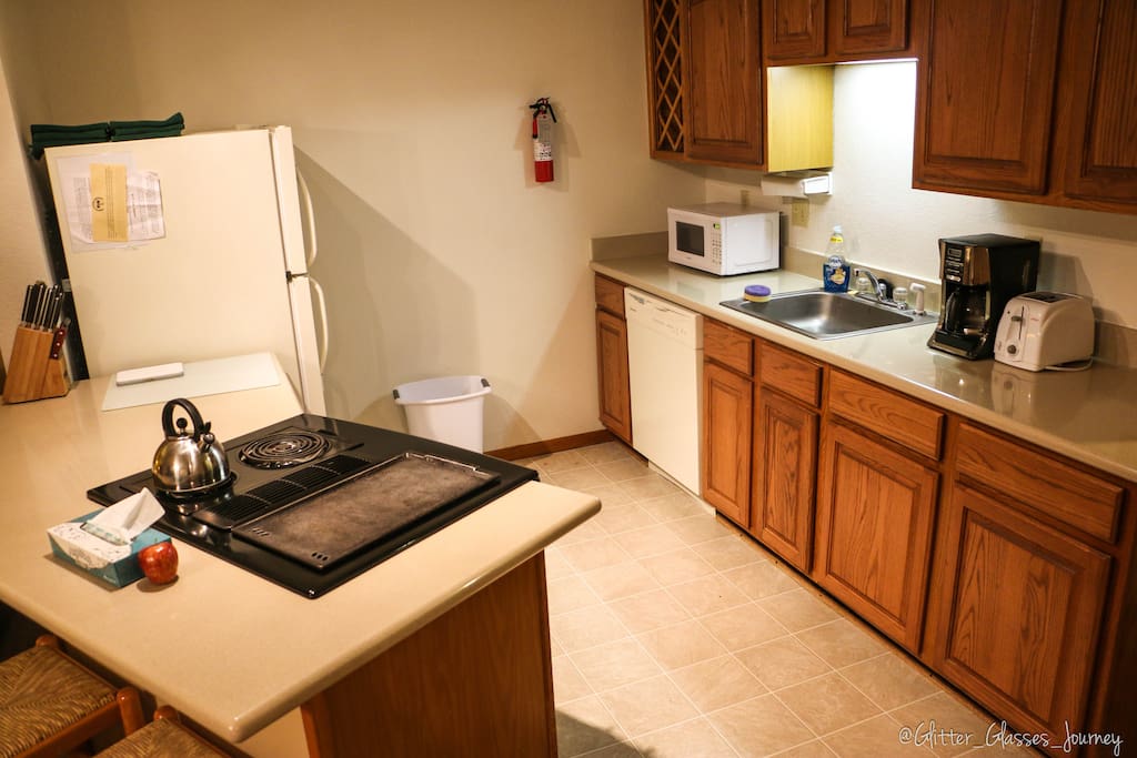 Fully furnished kitchen