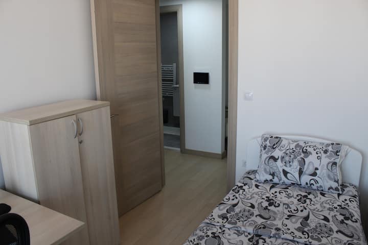 საძინებელი 3