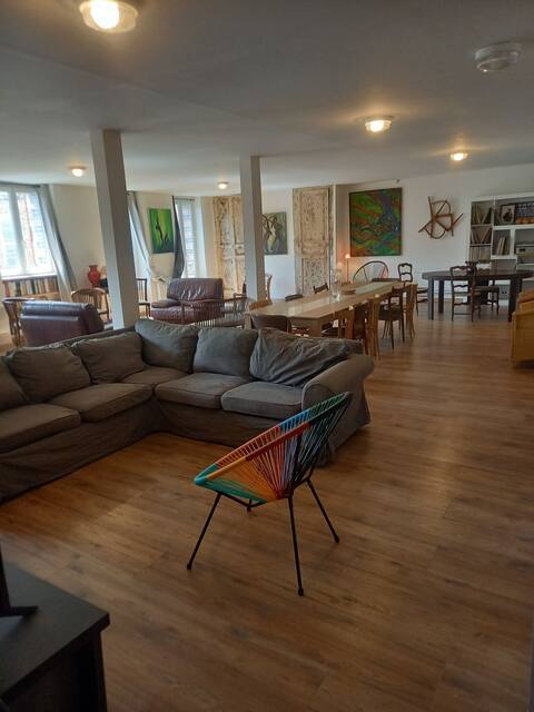 spacious and comfortable accommodation 1:15 p.m.