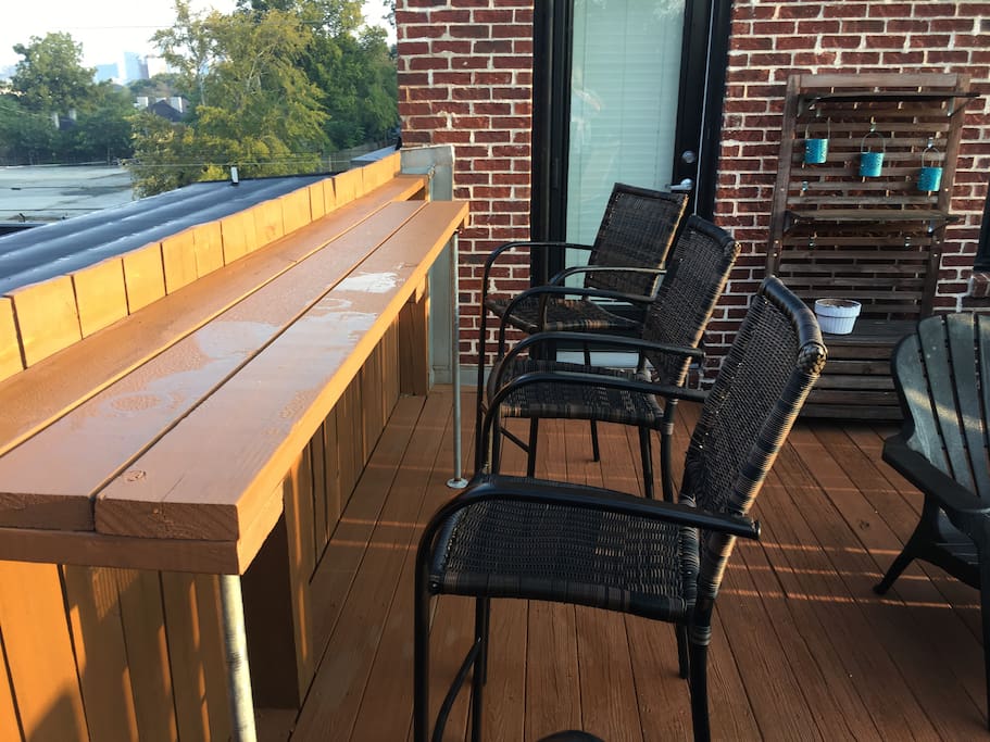 Bar overlooking view on deck