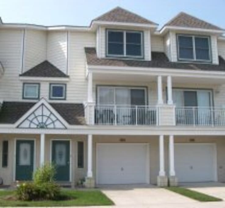 Diamond Sand Villas townhouse