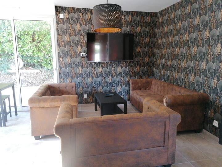 Villa Avec Piscine Intérieure Et Spa - Pordic