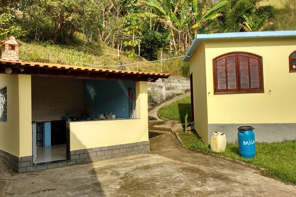 Suíte e churrasqueira
