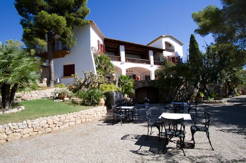 Villa Caprici: Authentic, Sea View, Exclusive