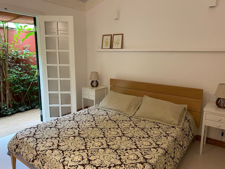 Საძინებლის ორადგილიანი ნომერი 