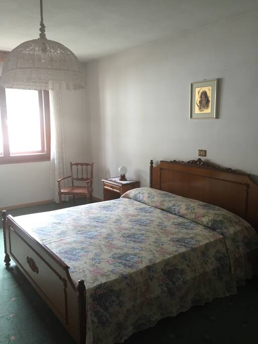 Camera da letto matrimoniale