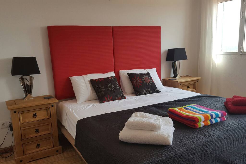 Bedroom 2. With large double bed that can be two singles if required.