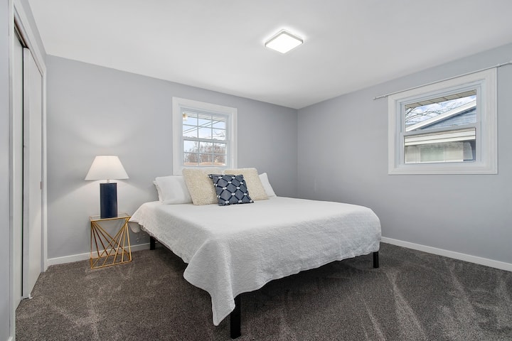 Dhomë gjumi me krevat dopio "king"