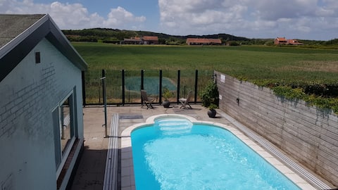 Detached vacation home with huge pool