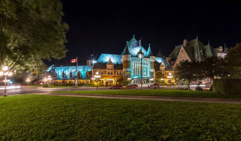 G102-Les Lofts de la Gare – Par Les Lofts Vieux-QC gallery image 3