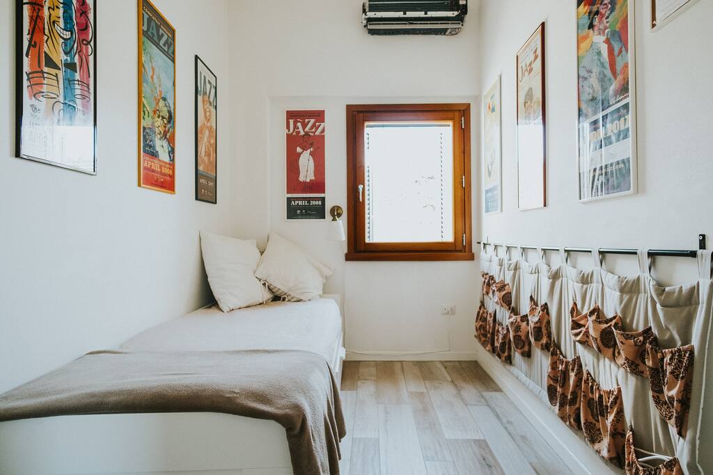 Second Bedroom (bed opens to double)