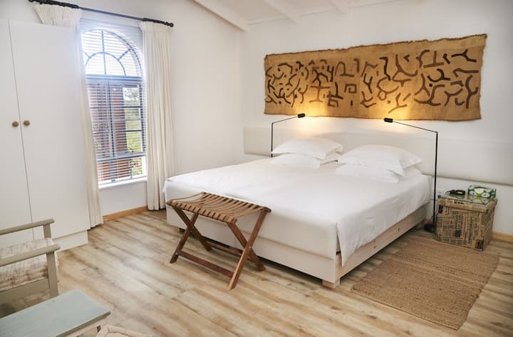 Chumba cha kulala 1 aina ya King size