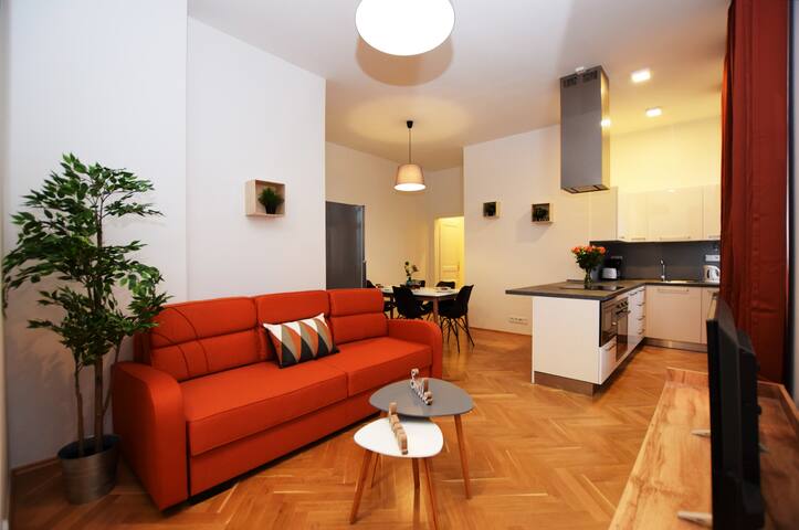 💙pragueforyou💙 Spacious apts up to 15 pers w/ AC gallery image 5