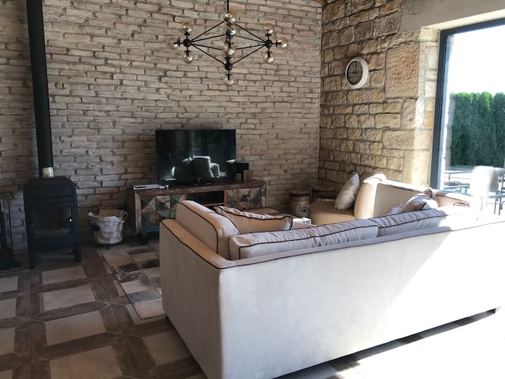 Dreamed Vintage Style Villa - Varna