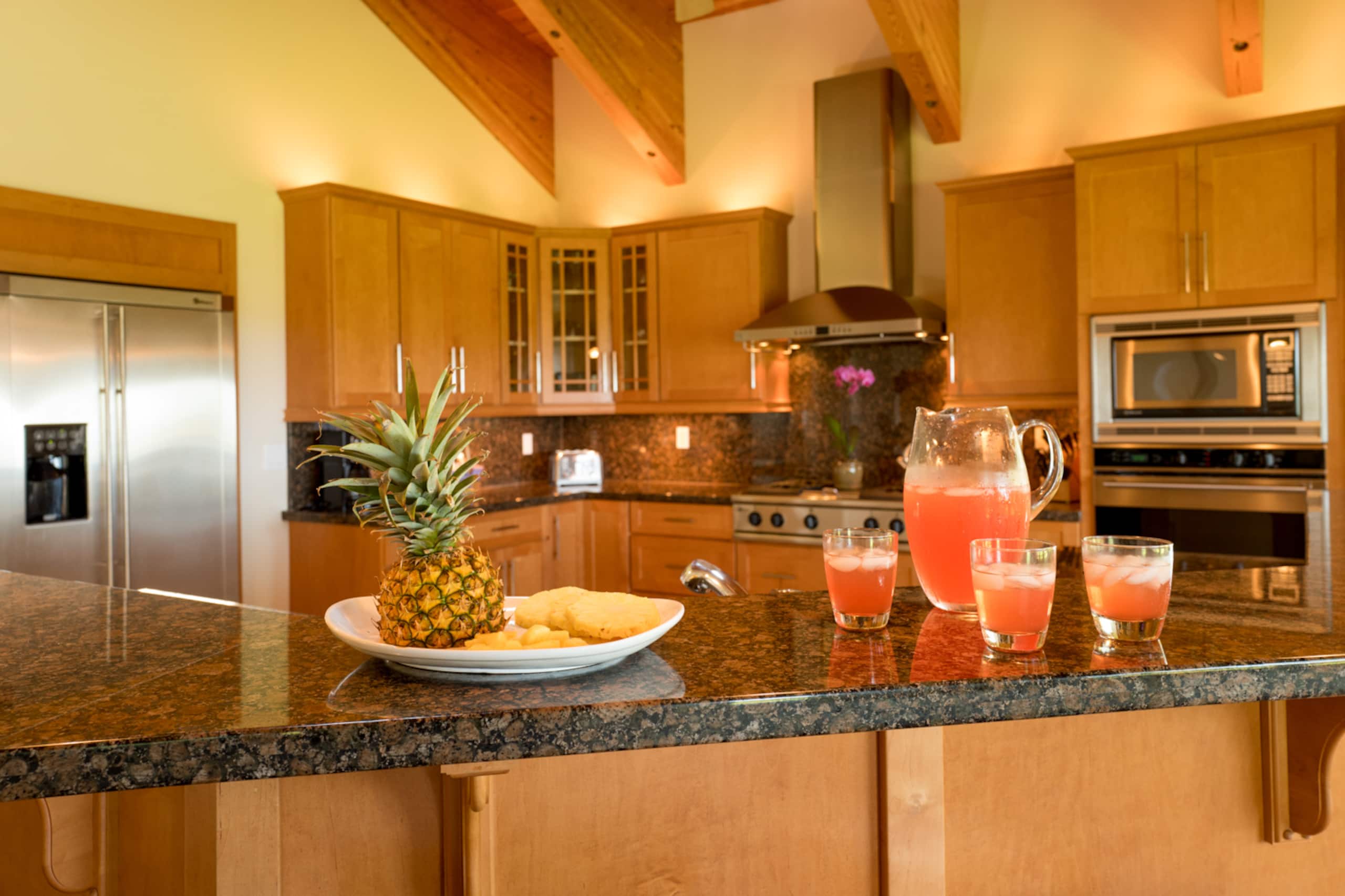 Home in Haiku-Pauwela · ★4.93 · 3 bedrooms · 4 beds · 3 baths - Photo 7