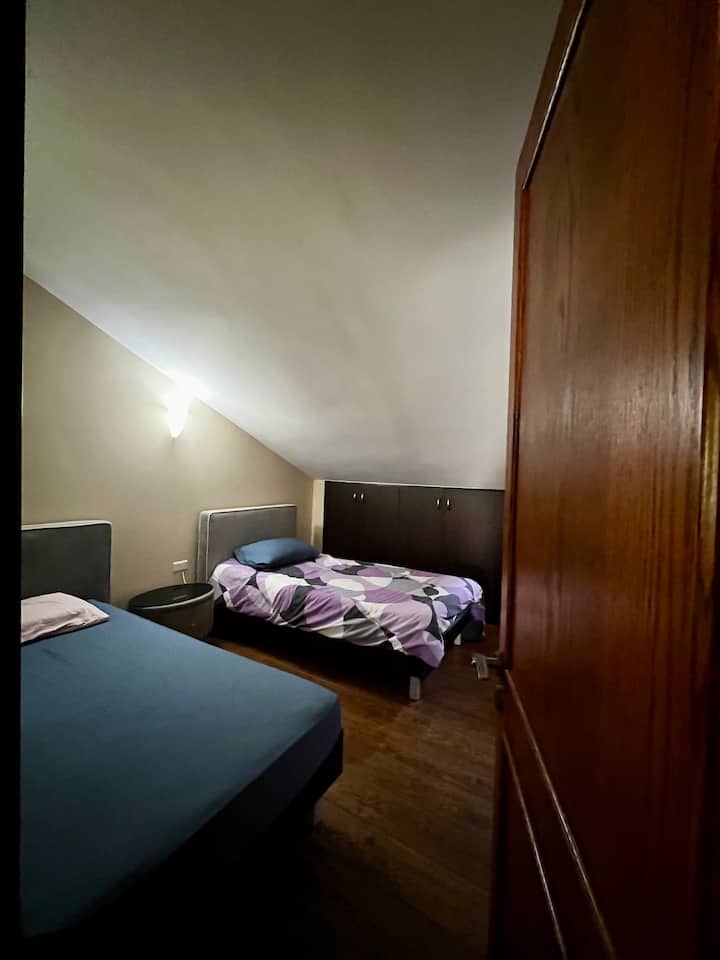 غرفة النوم 2