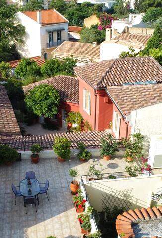 Athens Authentic Elegance | Top Acropolis location gallery image 5