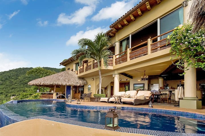 Alquileres vacacionales y villas de lujo en Puerto Vallarta | Airbnb Luxe |  Luxury Retreats