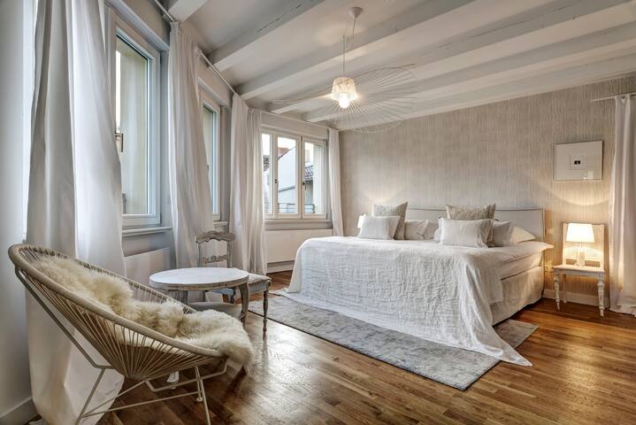 Gorki Penthouse 1 gallery image 5