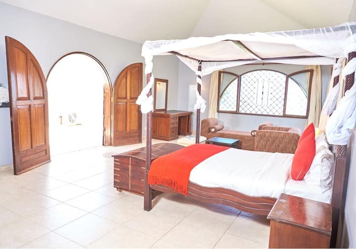 带海景的半主卧