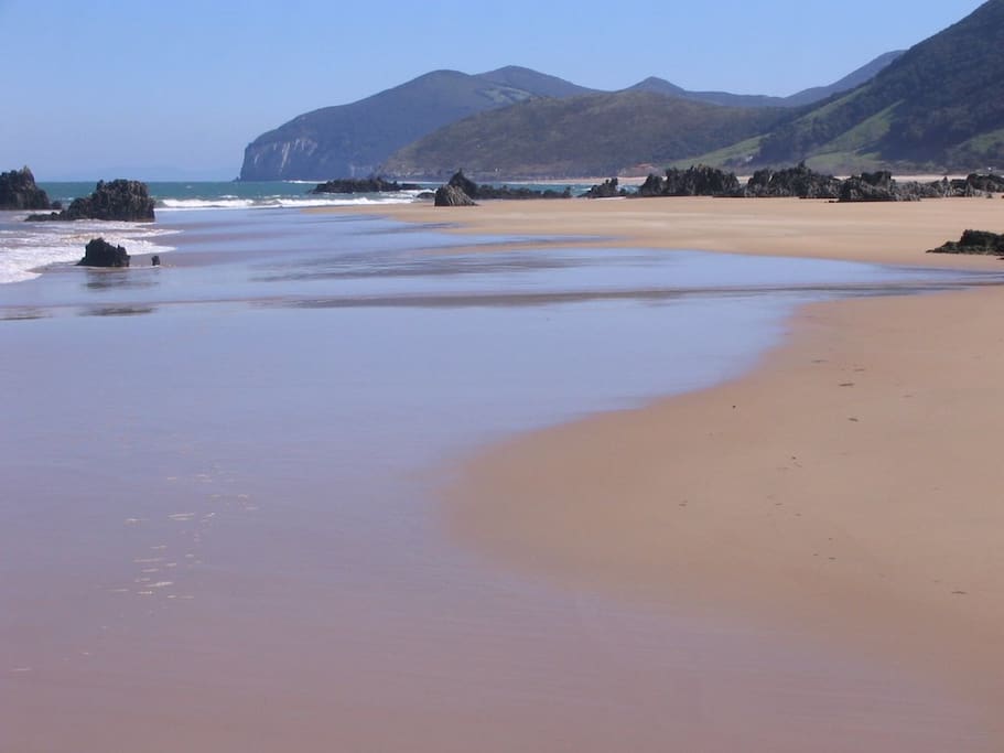 Playa de 4Km de aguas tranquilas