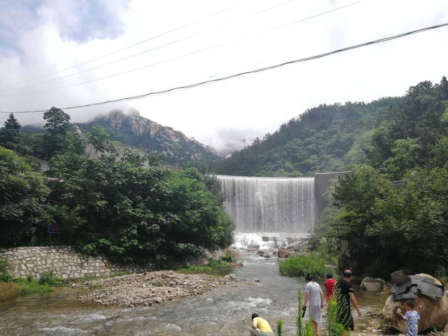 水库下游