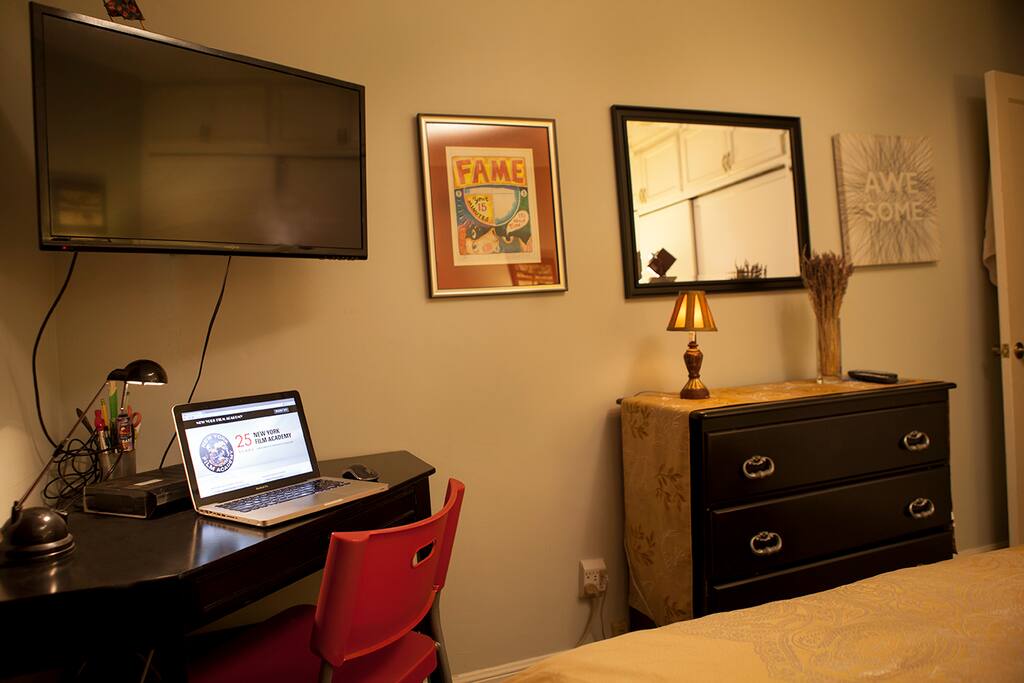 Great desk to do work