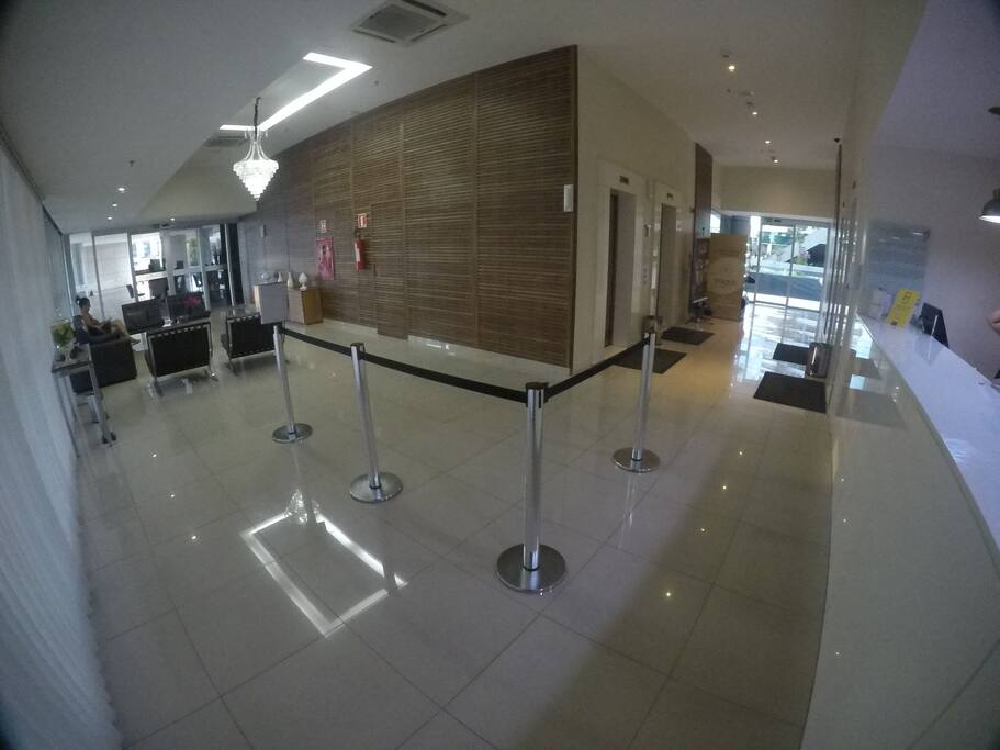 Hall entrada e elevadores