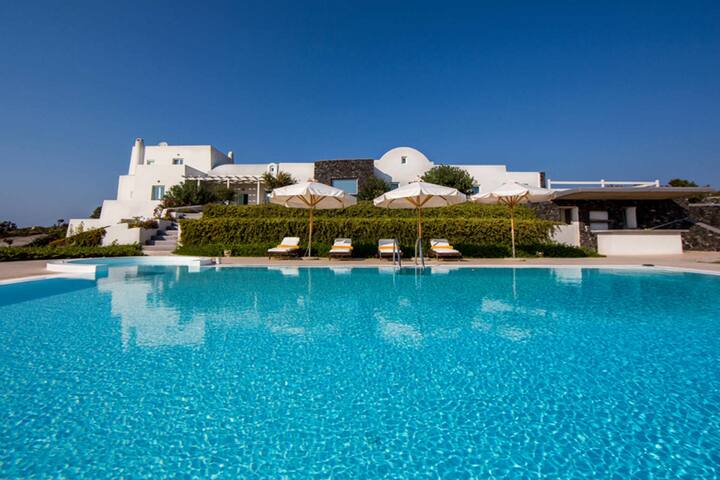 Villa Ammos, in Akrotiri, Santorini gallery image 4