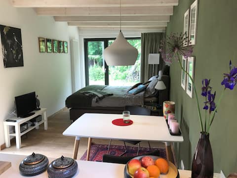 Leistungsstarkes Airbnb: House in house - between city and exhibition grounds in Eutritzsch