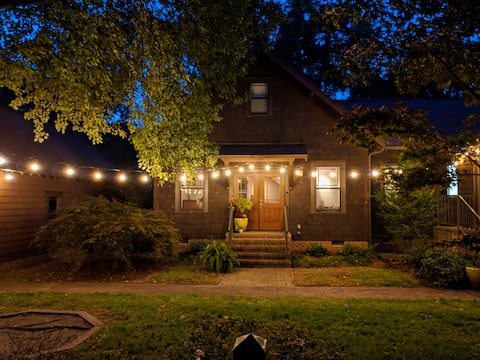 Private Arts & Crafts Charmer Near UNCG, Downtown