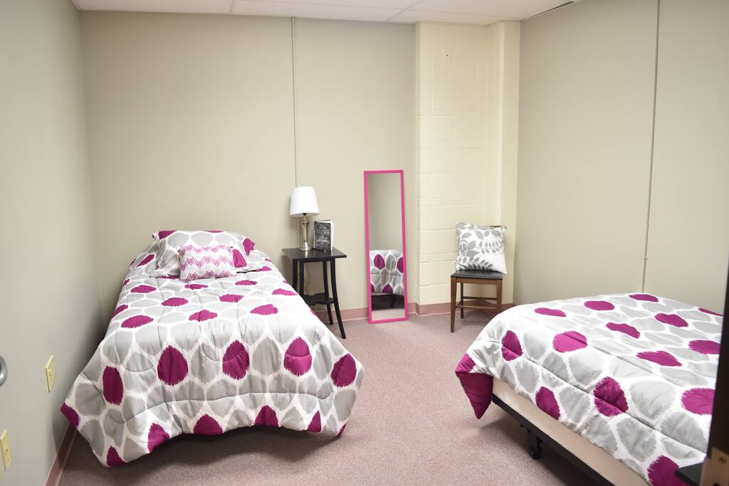 Bedroom #2 (sleeps 2)