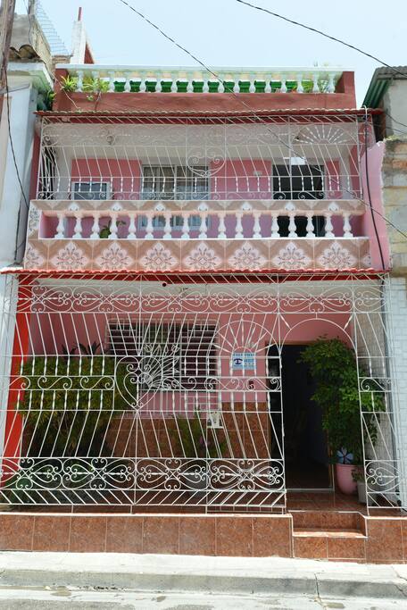 Frente de la casa
