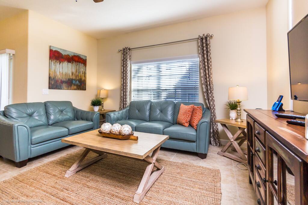 4796ClockTower,StoreyLake_08