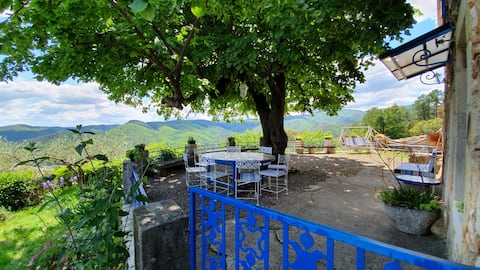 "Le Tilleul" cottage with pool