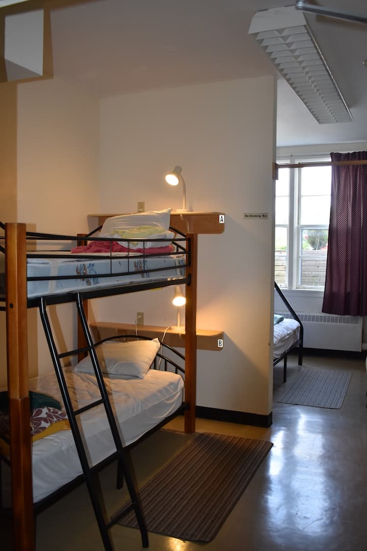 חדר פרטי למחצה