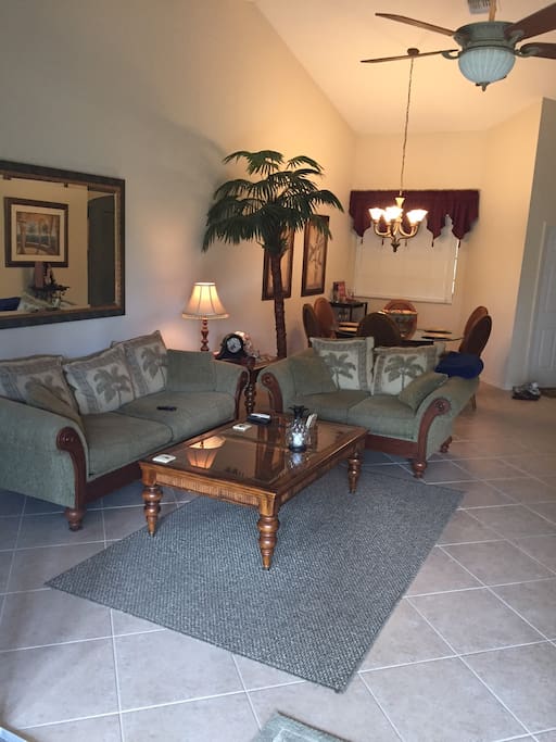 Relaxing Common Area with additional dining room