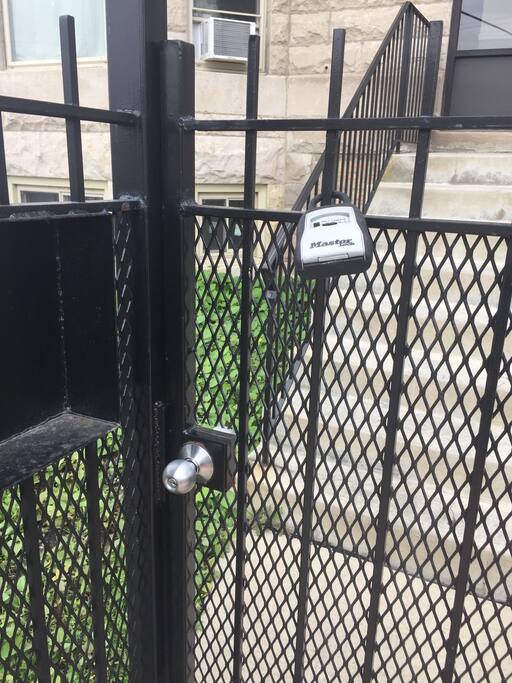 Get in building by use lockbox