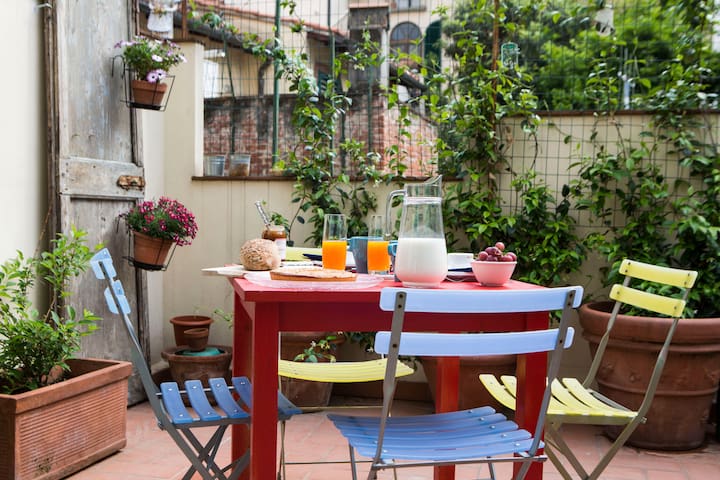 New Nespolo sunny apart. with Terrace in S.Croce